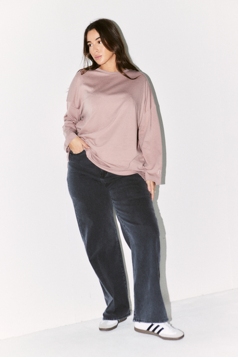 Fits Embroidered Crew Neck Long Sleeve T-Shirt