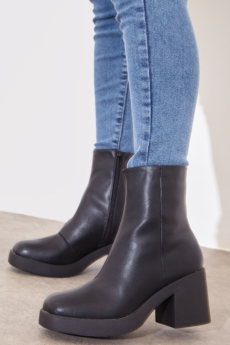 E8 by miista lilly leather store platform boots