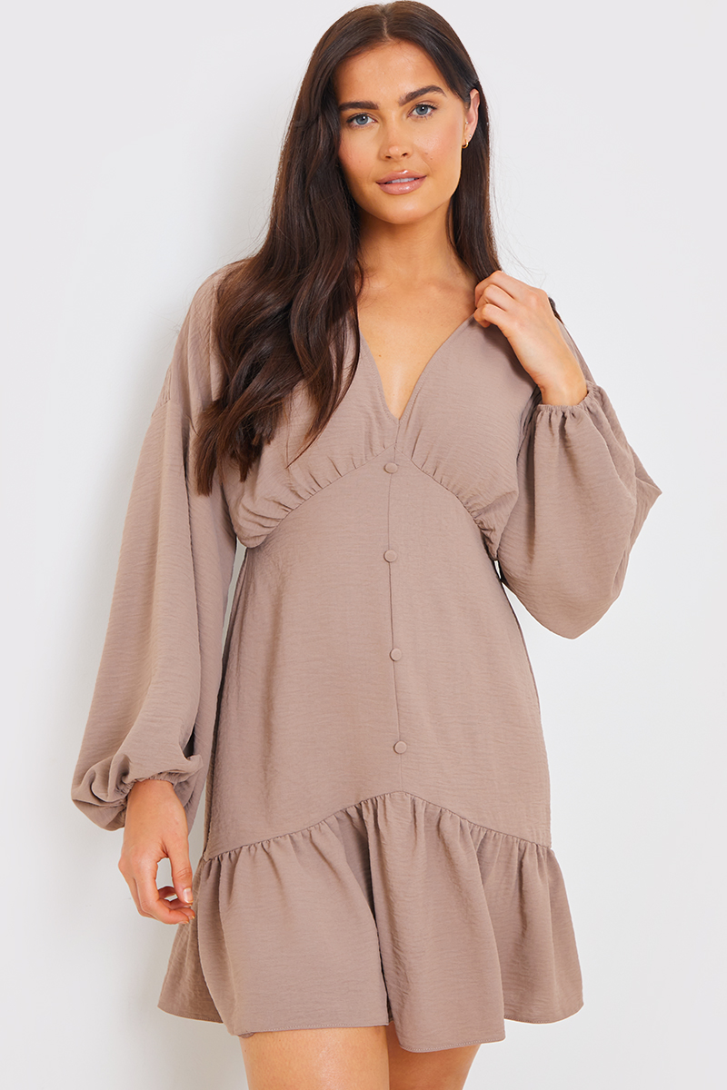 V Neck Frill Hem Smock Dress