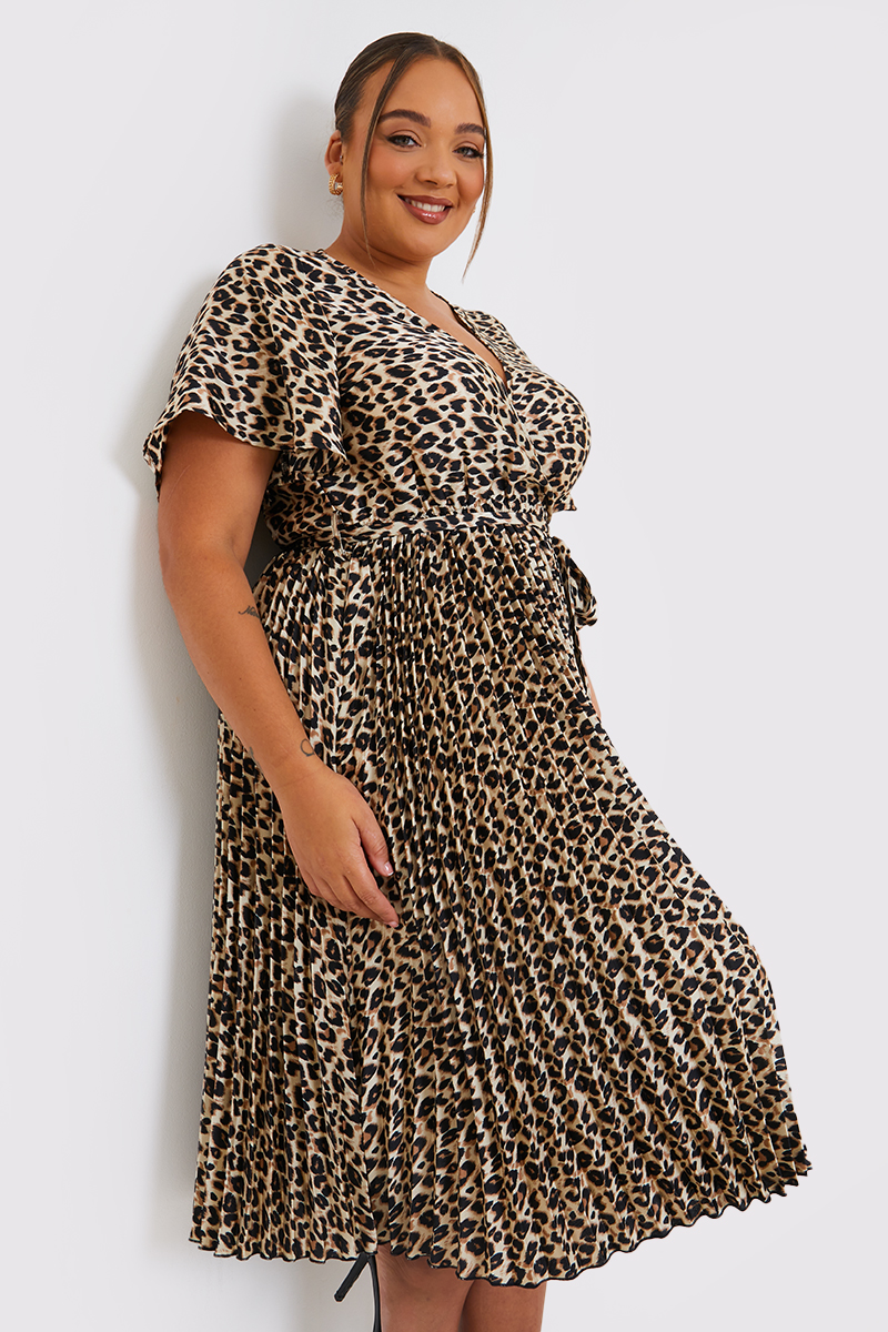 Leopard print 2025 pleated midi dress