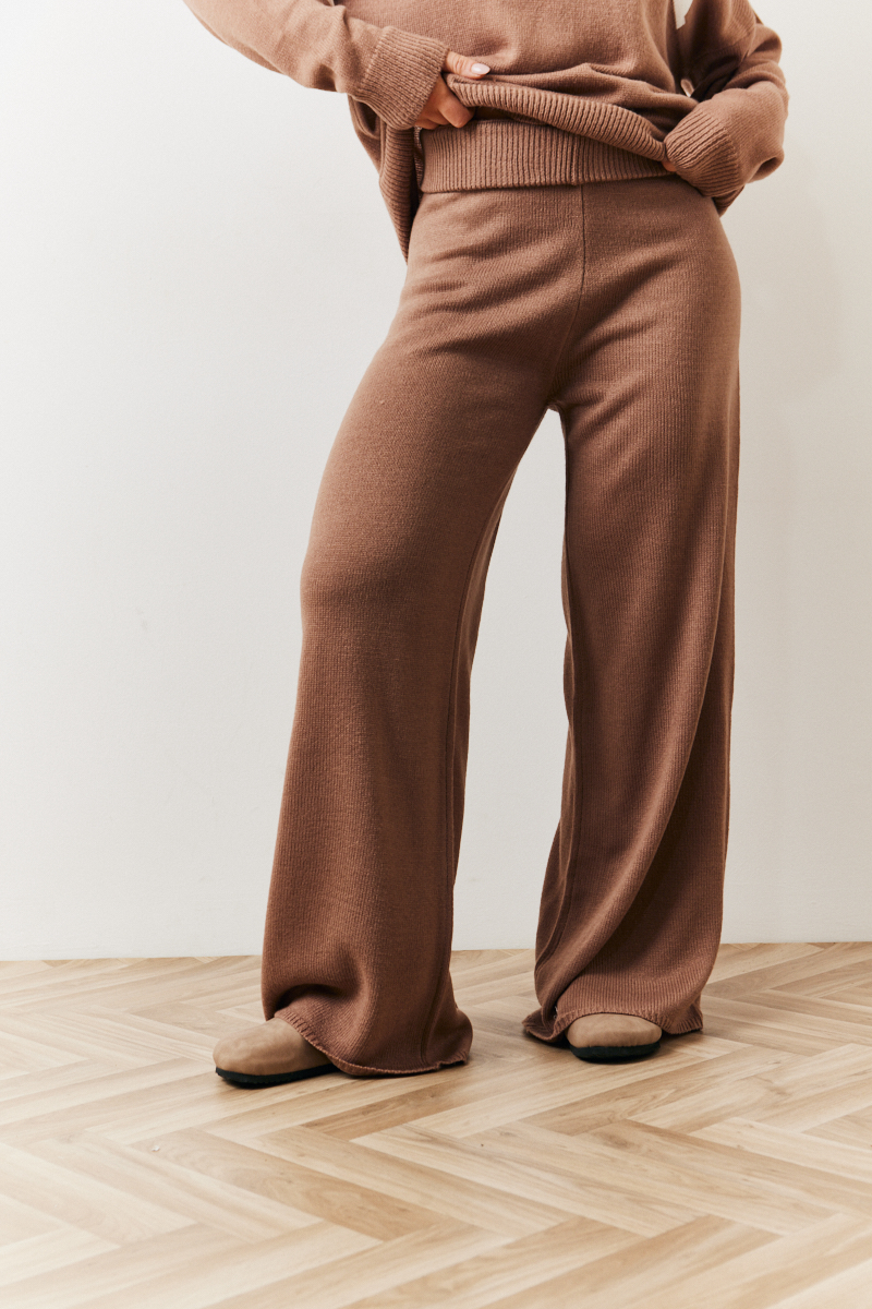 Mocha Knitted Wide Leg Co-ord Jogger- Dispatch Tomorrow 