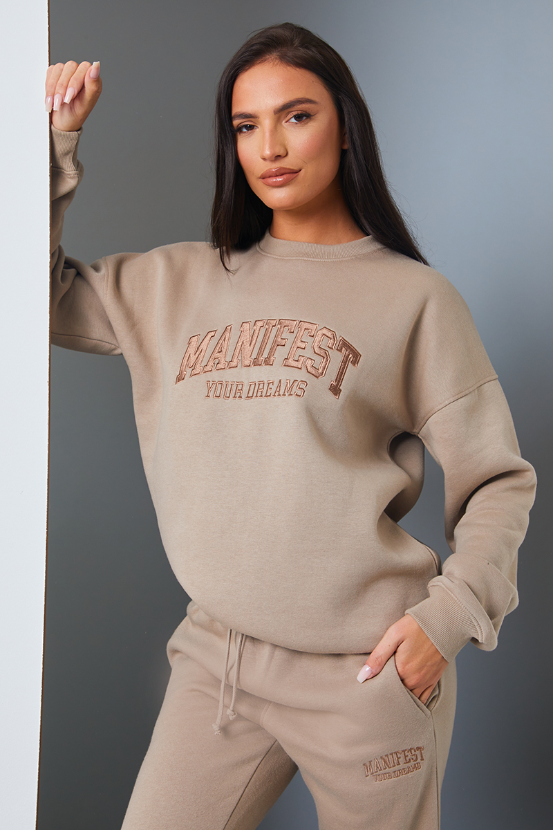 'Manifest Your Dreams' Slogan Sweater