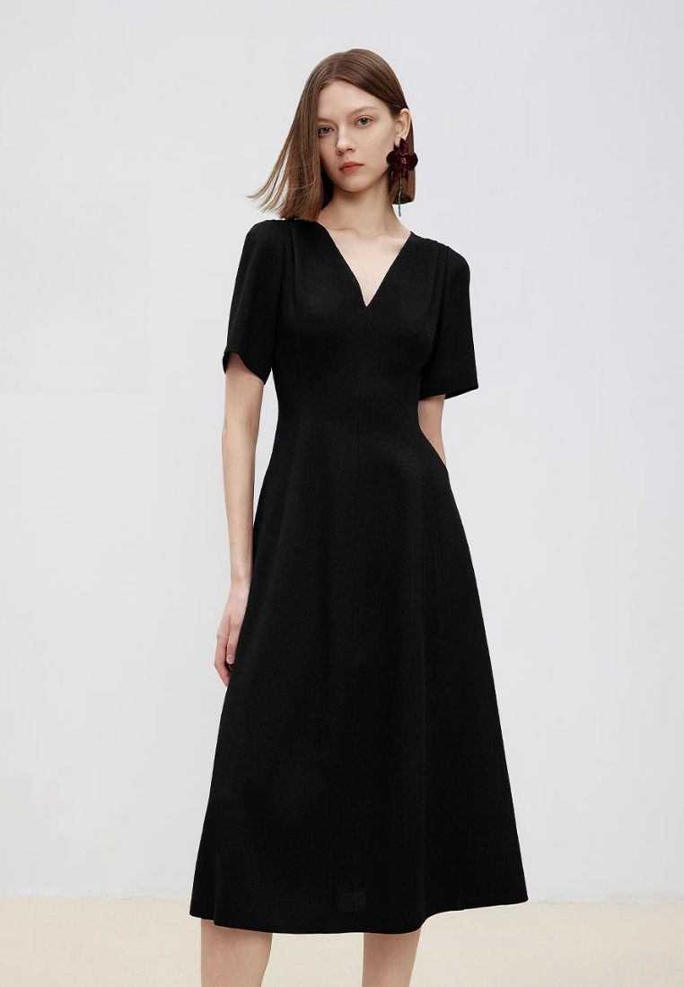 New French-style fitted black A-line One piece dress K25120908