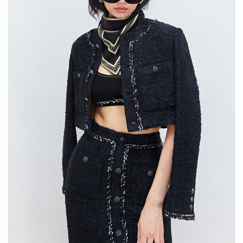 Elegant short jacket and skirt Tweed set for women K122907