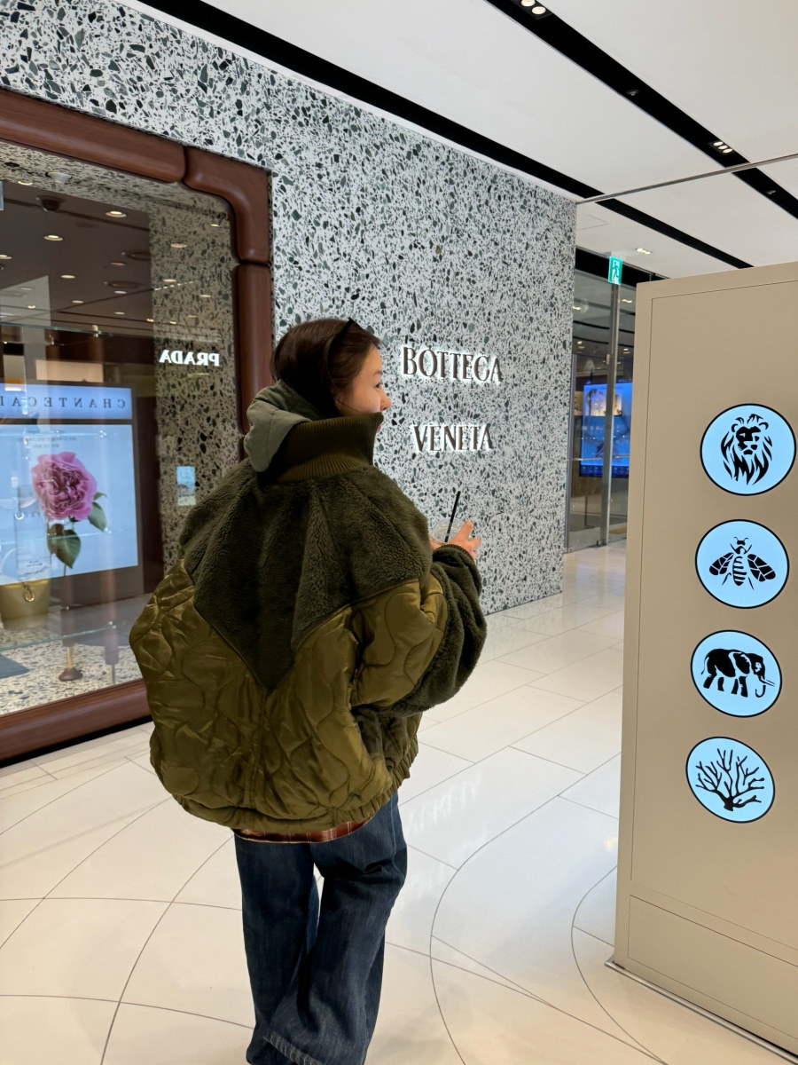 New Korean style winter coat with lamb wool trim Jacket K010621