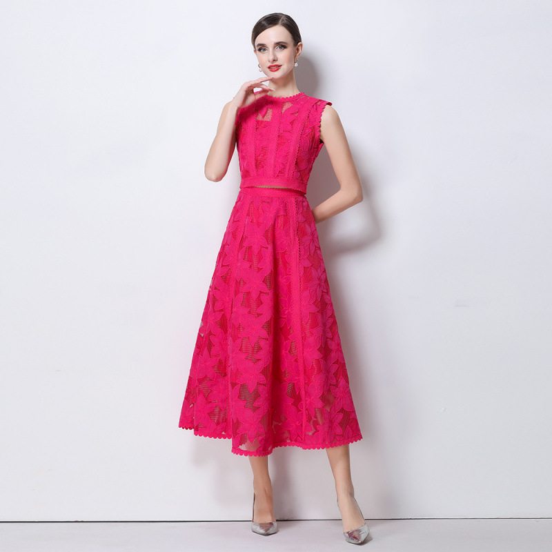 Elegant Lace Crop Top And Skirt Set Sleeveless Floral Embroidery Cocktail Dress K26032402