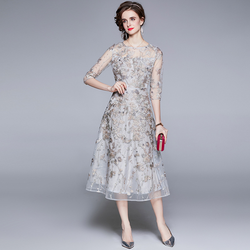 New Elegant lace floral embroidery French-style women dress K26011302