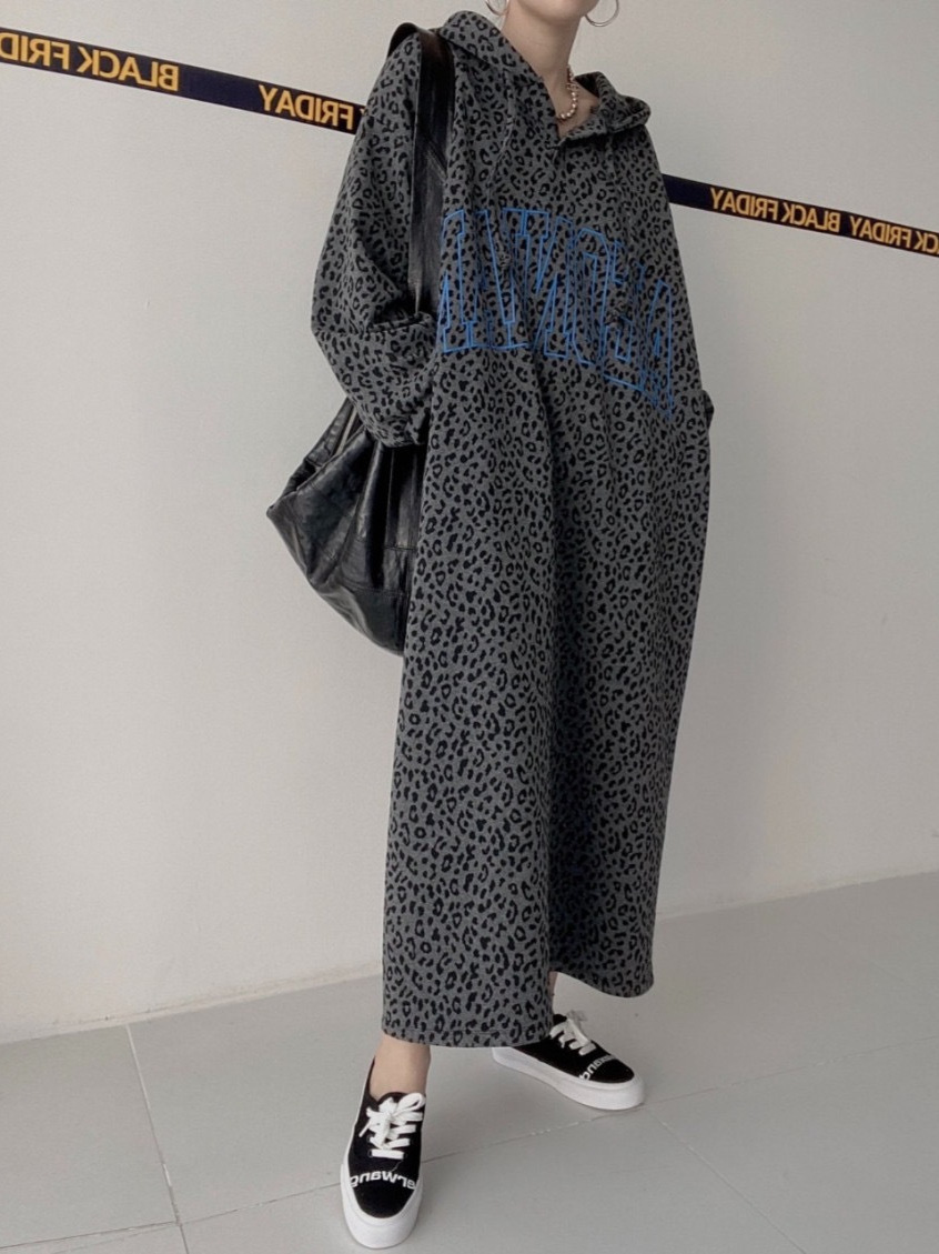 Korean early spring new arrival versatile letter leopard print hooded loose dress K010610