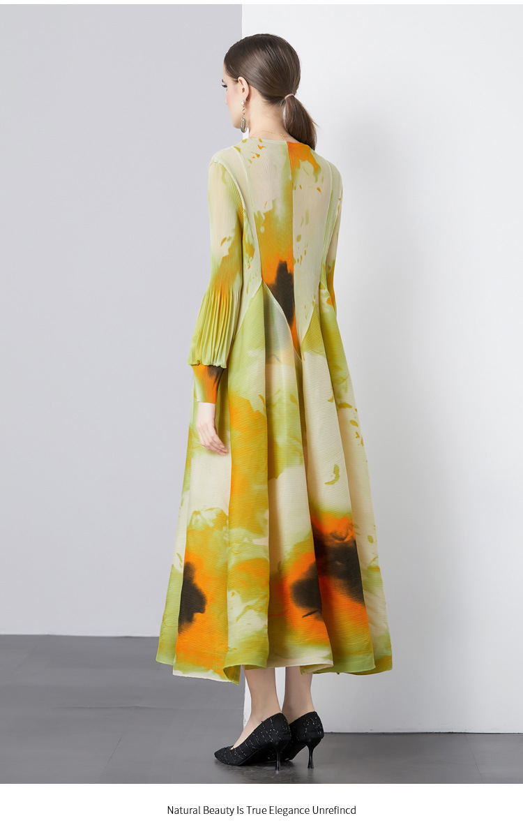 New S/S Sophisticated and stylish printed lantern sleeve loose plus size semi-high neck long dress K26011203