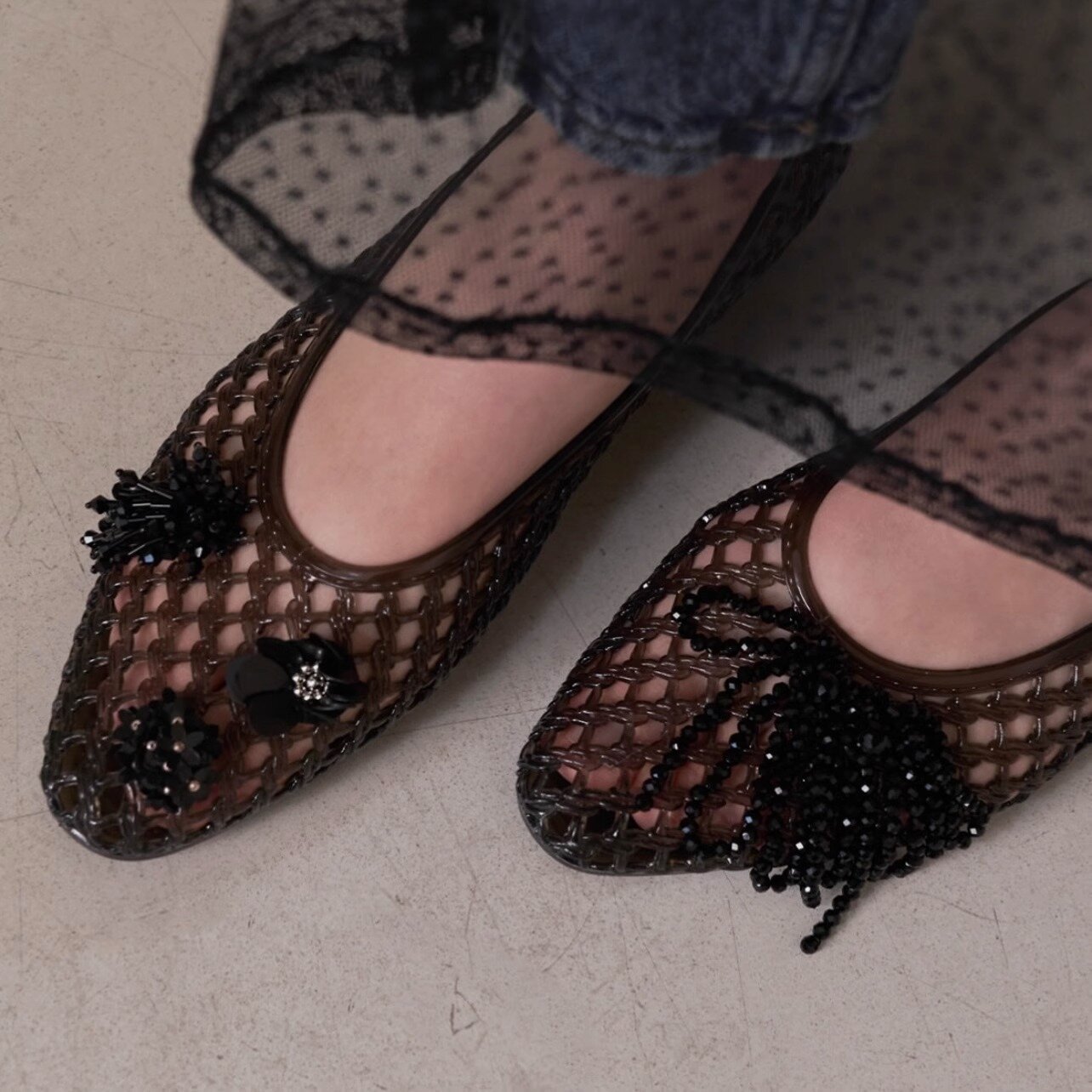 Handmade Beaded Floral Decor Hollow Jelly Flat Shoes K26061701