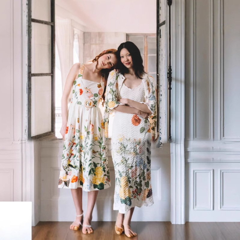 Romance New floral print belted square neck midi dress K26051302