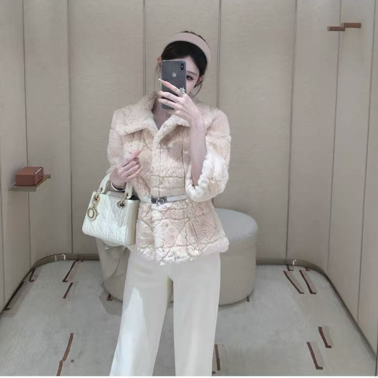 New winter light luxury women's Fur Short Jacket K25121006