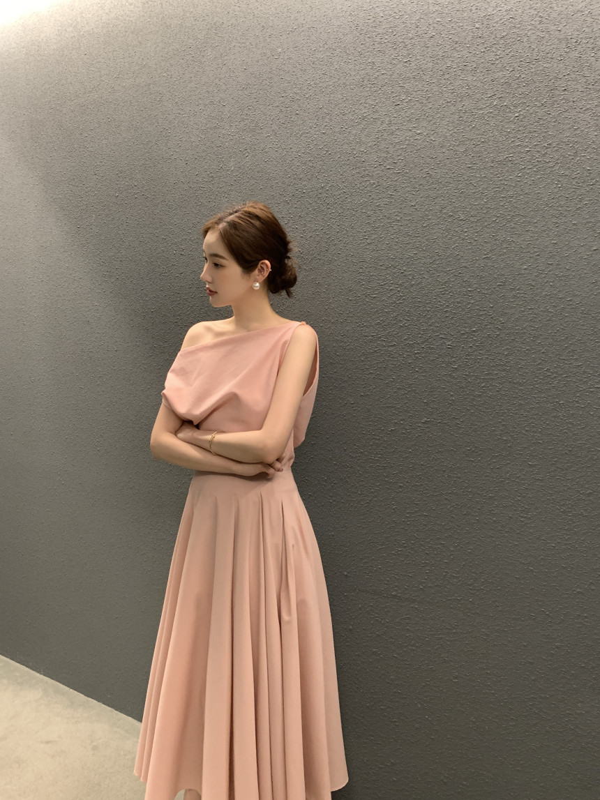 Chic Style Asymmetric Neck Top With Pleated Midi Skirt Two Piece Set K26050507
