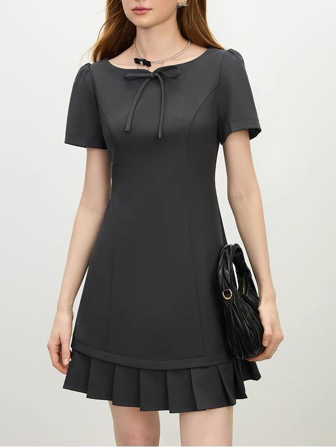 Chic bow neck pleated hem short sleeve mini dress K26051206