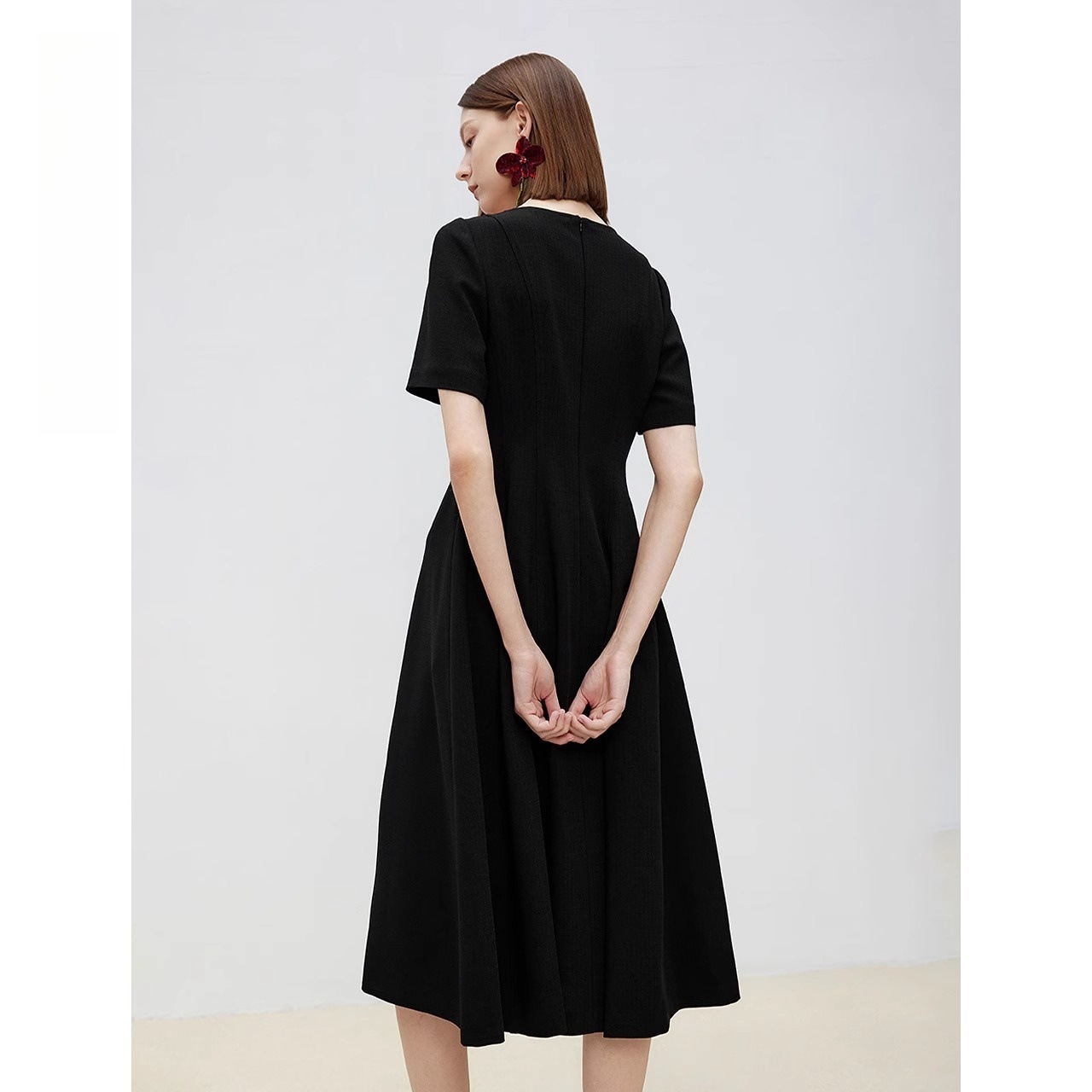 New French-style fitted black A-line One piece dress K25120908