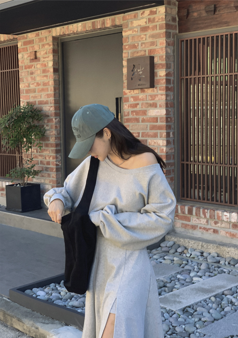 Korean chic New trendy off-shoulder cropped sweatshirt + side-slit maxi skirt set K010617