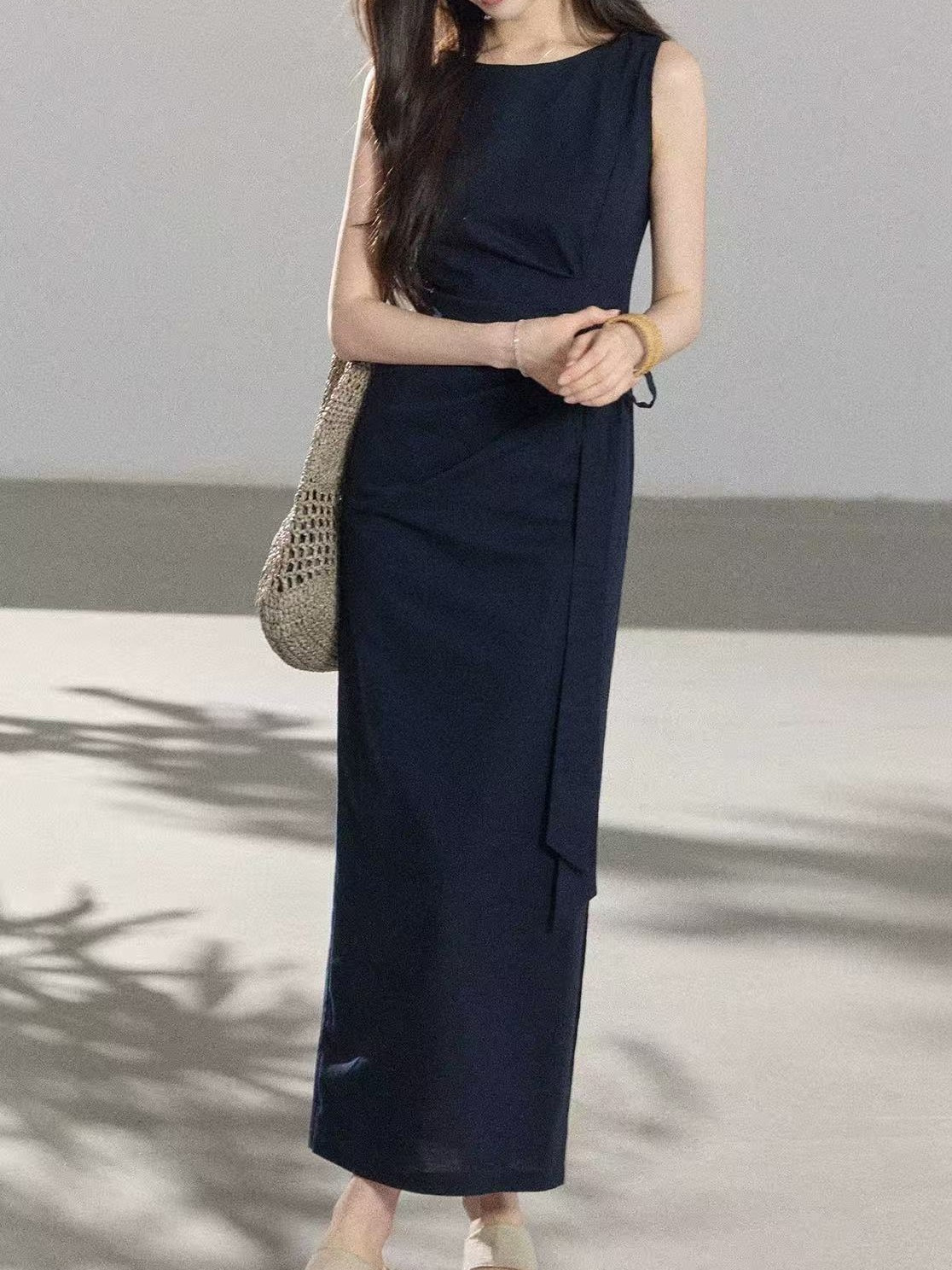 Elegant tie waist sleeveless linen maxi dress K26051205