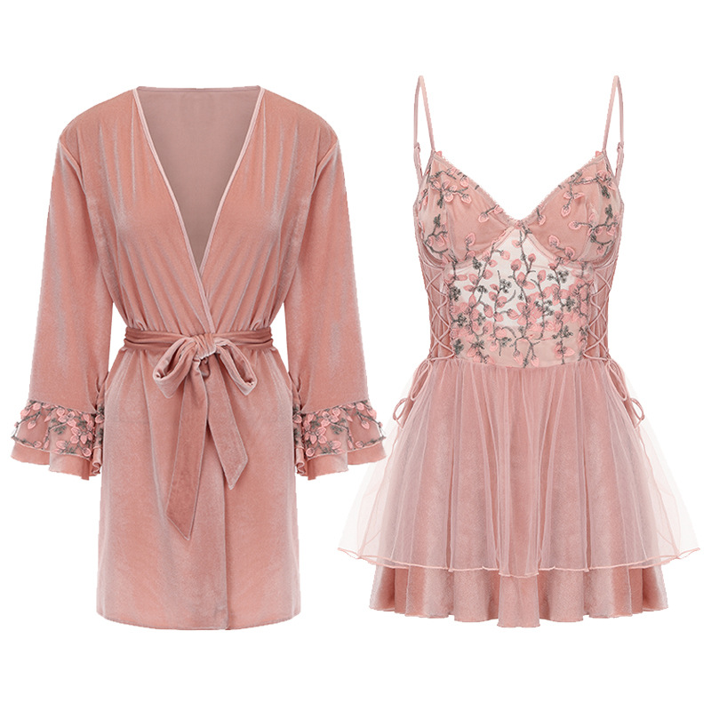 New Sweet lace embroidered pajamas Set with underwire straps nightgown Lingeris K121602