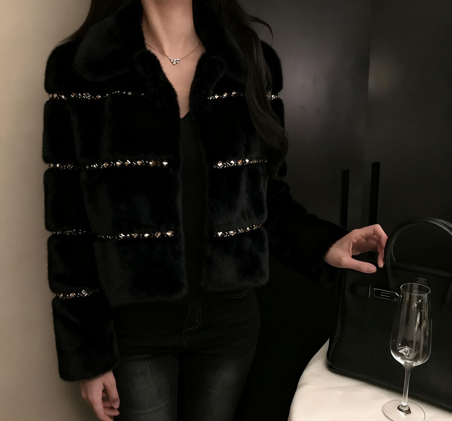 New Autumn/Winter Faux Mink Fur Short Coat for Women K25121003