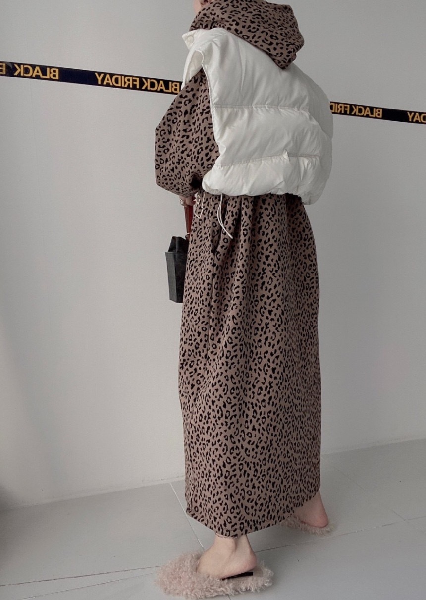 Korean early spring new arrival versatile letter leopard print hooded loose dress K010610