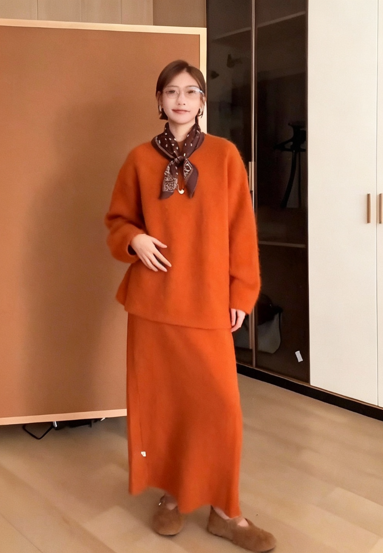 New Elegant loose-fitting  soft knit top and skirt set for women K010602