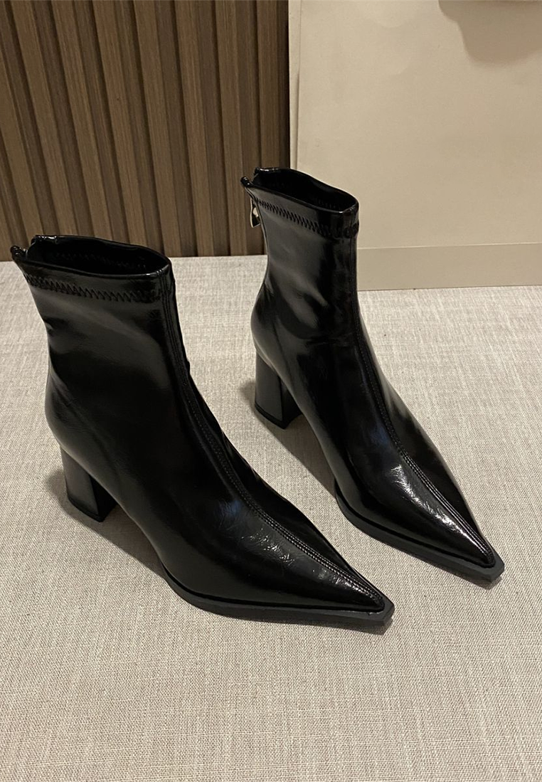 Korean Pointed Toe Zippered High-Heeled Ankle Boots CA25090201BK