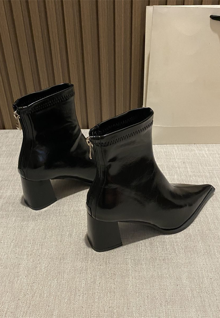 Korean Pointed Toe Zippered High-Heeled Ankle Boots CA25090201BK