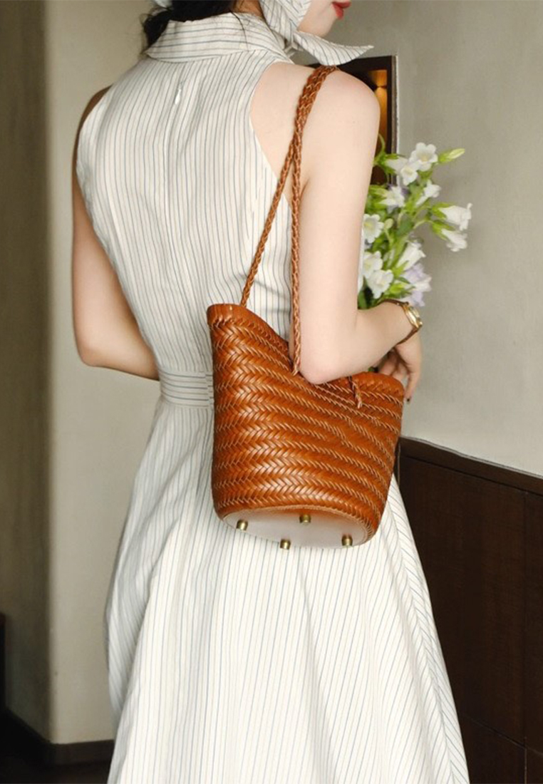 Elegant and minimalist waist cinching striped dress CA225042201W