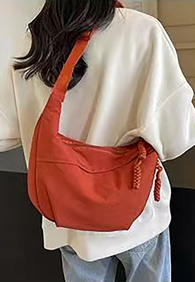 Casual versatile ins nylon diagonal cross bag CA25030310BK