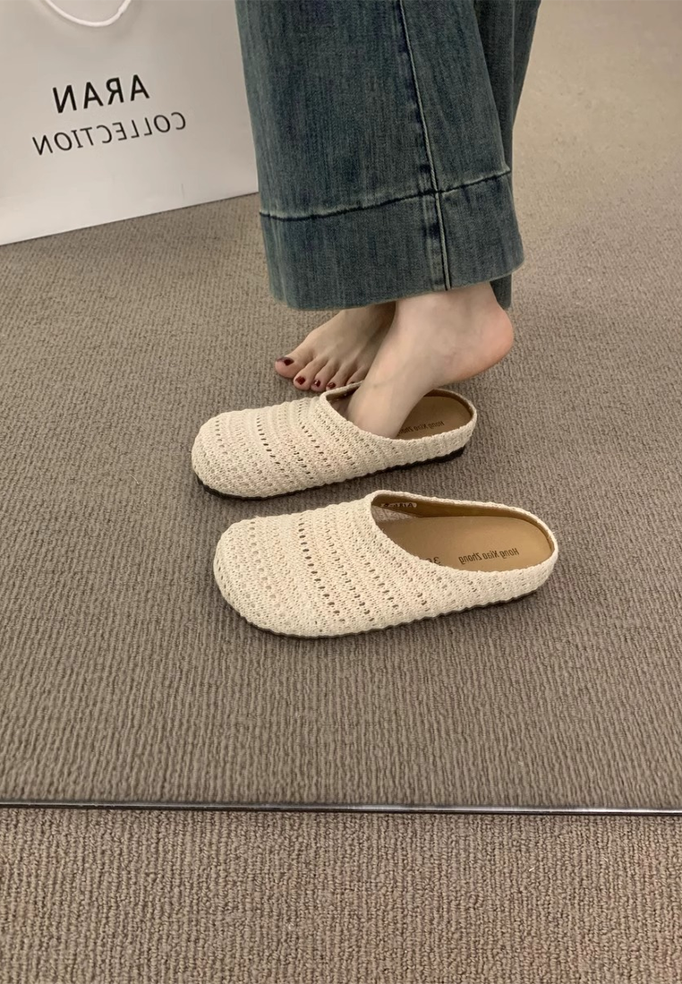Hand-woven hollow half slippers CA25042310BW