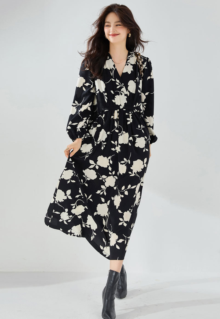 Black and white contrasting print elegant and elegant dress CA101910