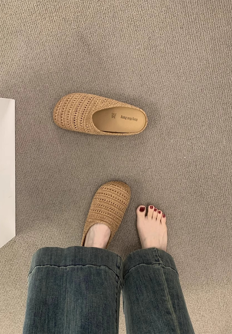 Hand-woven hollow half slippers CA25042310BW