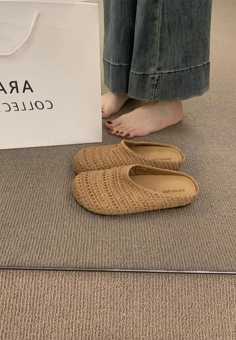 Hand-woven hollow half slippers CA25042310BW