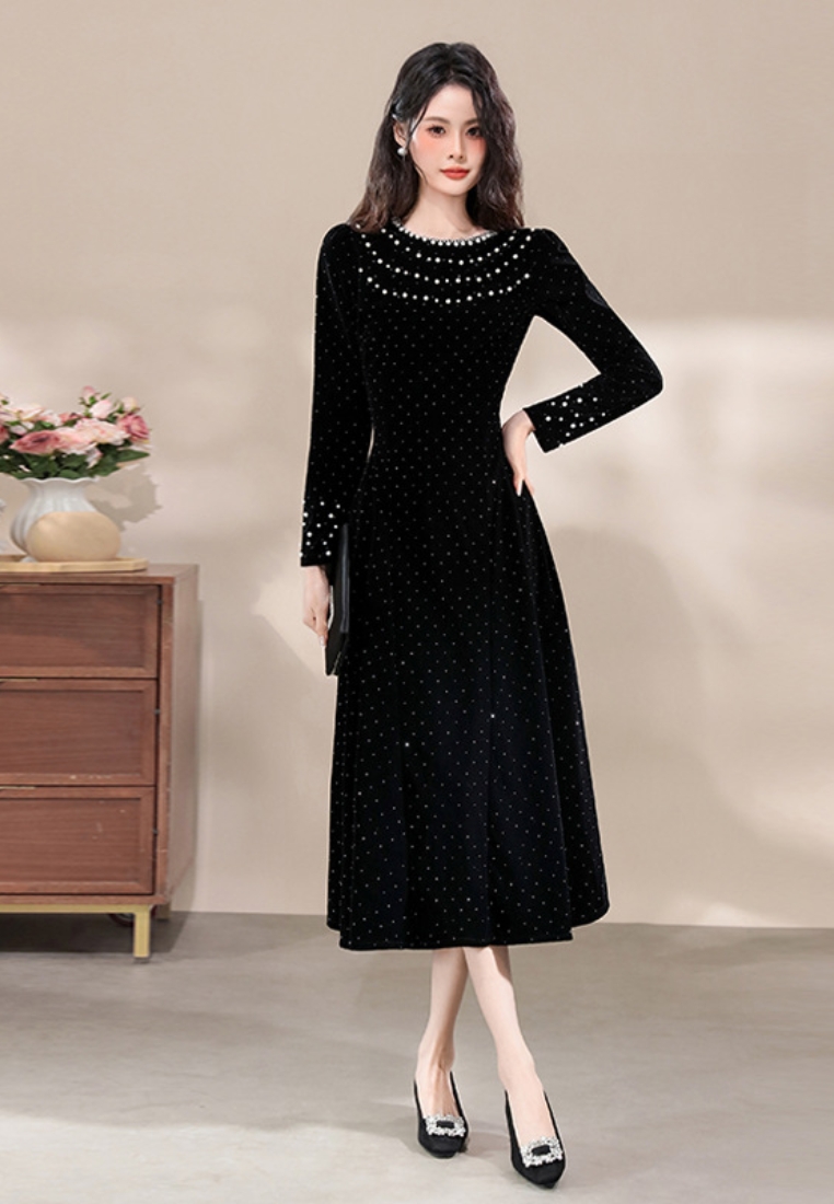 Black elegant and stylish dress CA25121132BK