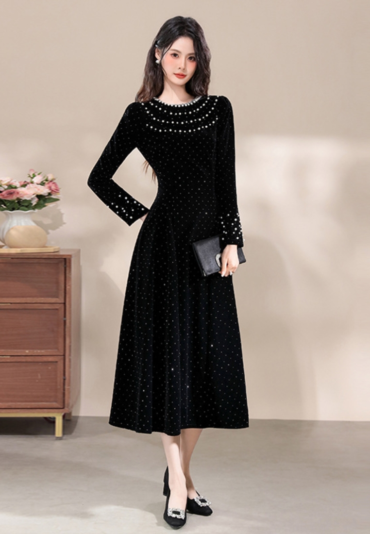 Black elegant and stylish dress CA25121132BK
