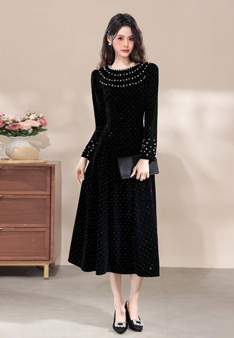 Black elegant and stylish dress CA25121132BK