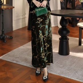 New Retro Brown printed velvet midi skirt for women K26012011