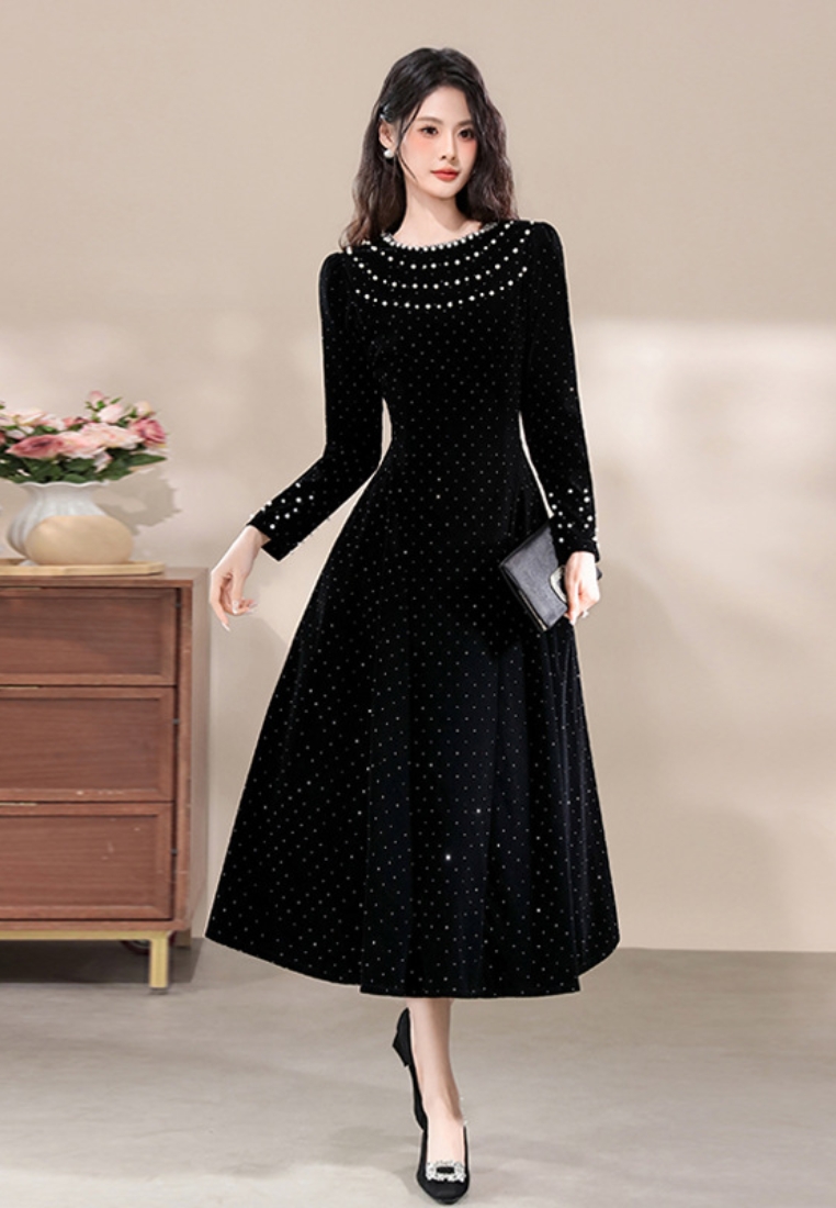 Black elegant and stylish dress CA25121132BK