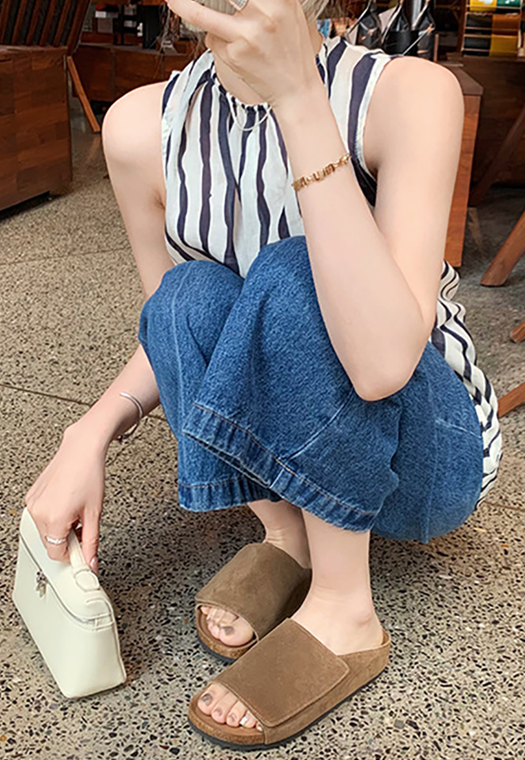 New round toe wide flat bottom open toe slippers CA25042311KI