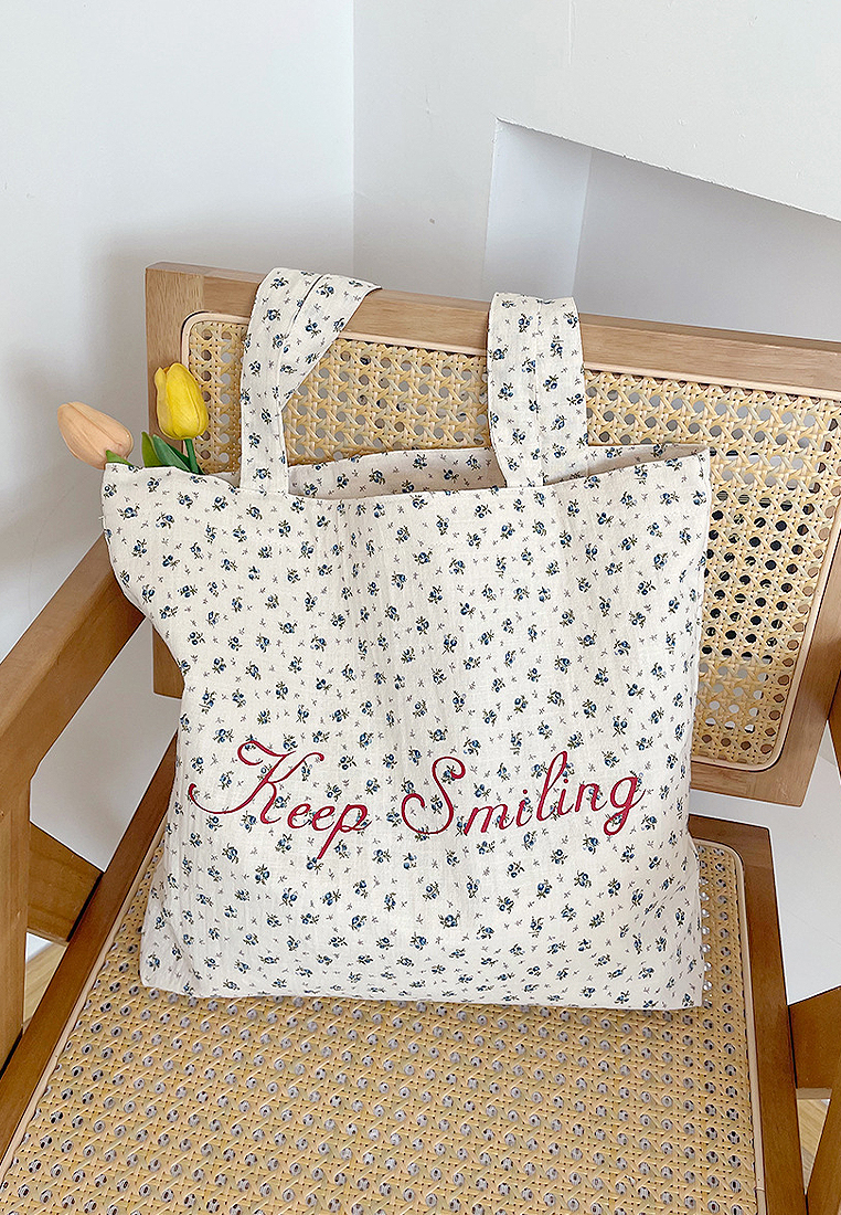 2024 New French Single Shoulder Canvas Bag CA24032311BE