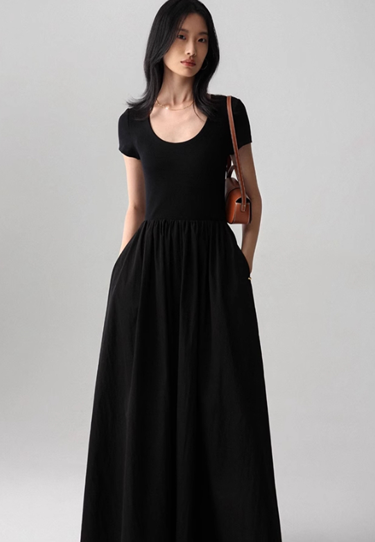 Knitted patchwork slim short-sleeved dress CA25061712BK