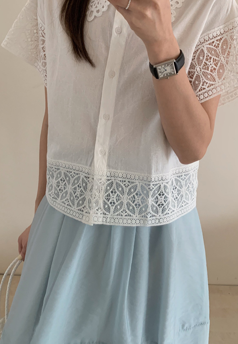 Korean version gentle lace and lace top CA25042912BK