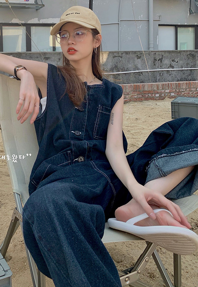 Fashionable and playful sleeveless suspenders single-breasted loose straight denim blue jumpsuit CA23050412-sunnydaysweety