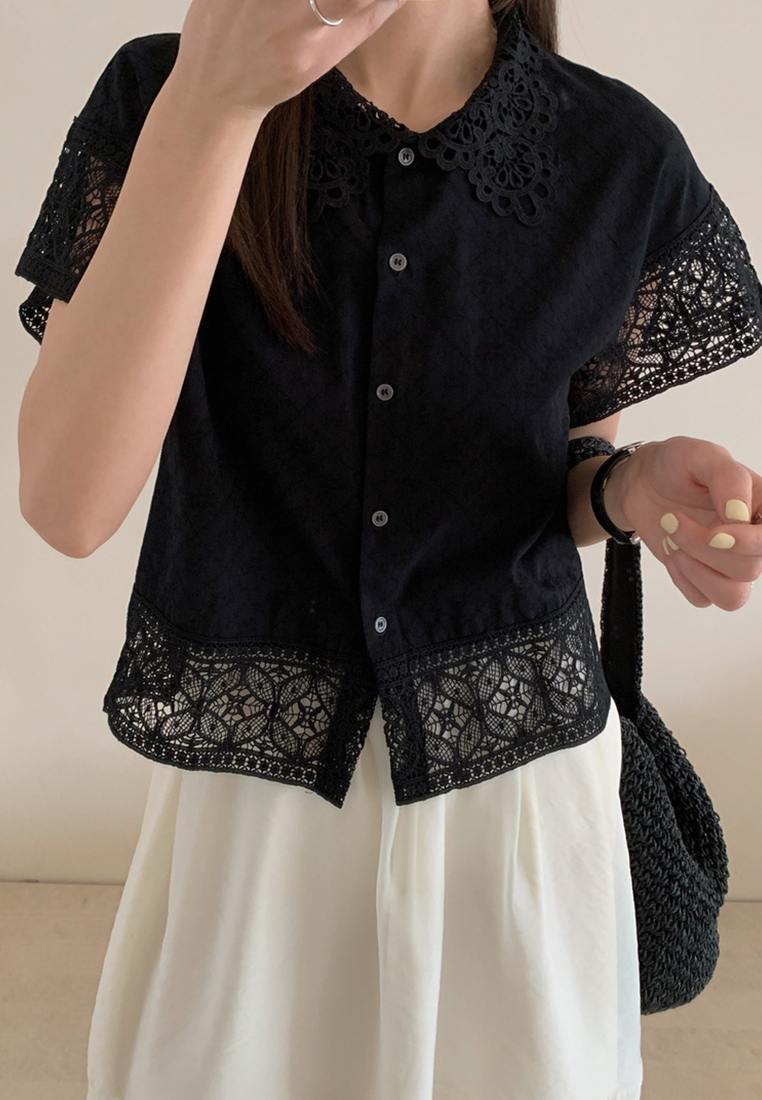 Korean version gentle lace and lace top CA25042912BK