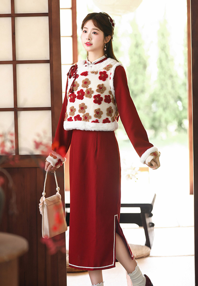 Lamb's wool floral vest + mid-length cheongsam set CA0110113