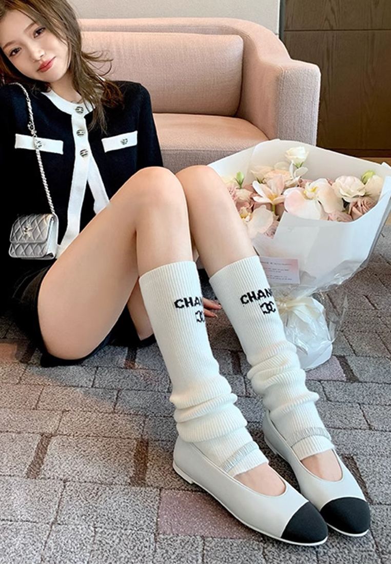 Lambskin Chanel style elastic band flat shoes CA225042213W