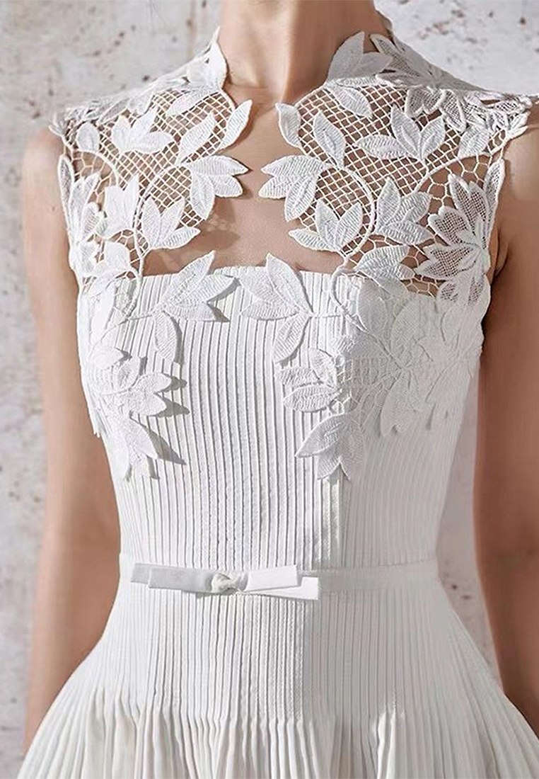 2024 White lace patchwork long skirt with large hem formal dress CA4021911W