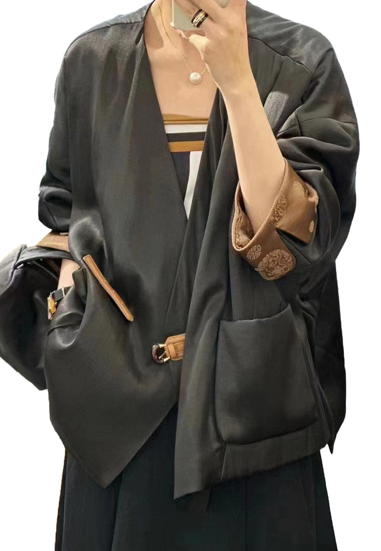 Fashionable luxurious and elegant silk Chinese cotton jacket CA010614