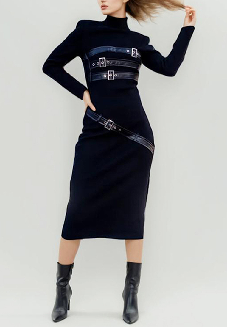 New round neck slim fit long sleeved dress CA242111914BK