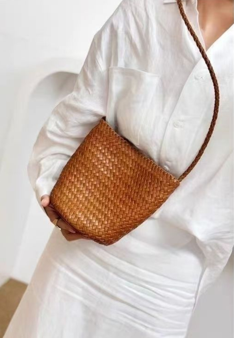 Vintage Woven Leather Bucket Crossbody Bag K 26051908